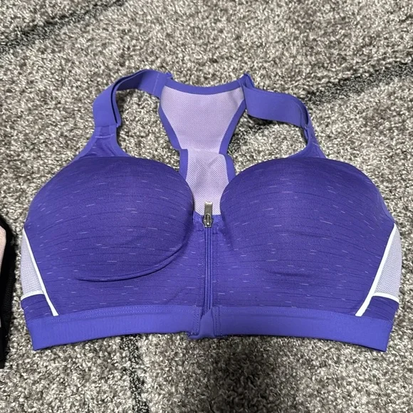 Victoria’s Secret Victoria Sport Bras 34C - Picture 8 of 10